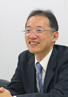 玉野 稔氏