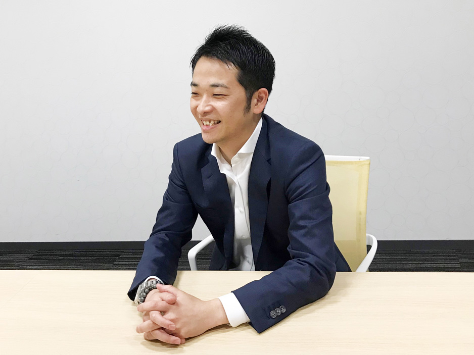 インタビュー