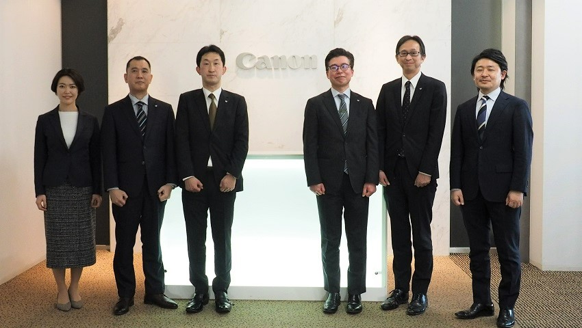 SBテクノロジー株式会社（写真左）三輪 恵理、（写真右）田中 敏朗