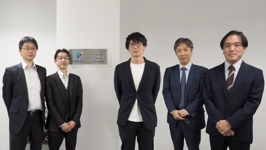 SBテクノロジー株式会社（写真右から）齋藤 信夫、乾 裕