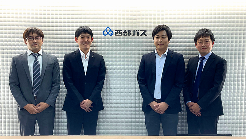 SBテクノロジー株式会社（写真左）高尾 知宏、（写真右）早田 裕志
