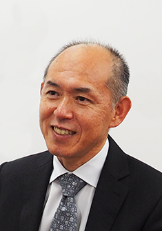 前田 智宏 氏